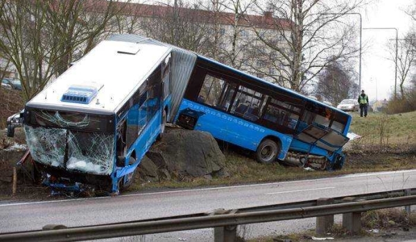 Brutal bus crash in Switzerland