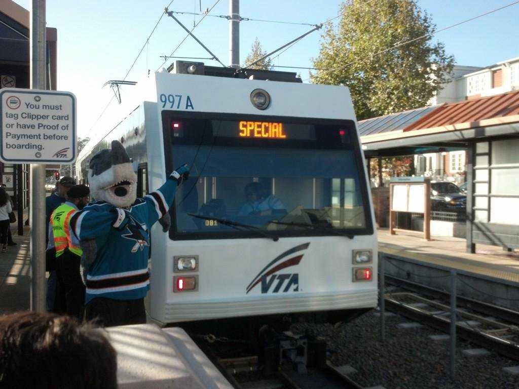 San Jose Shark takes light rail